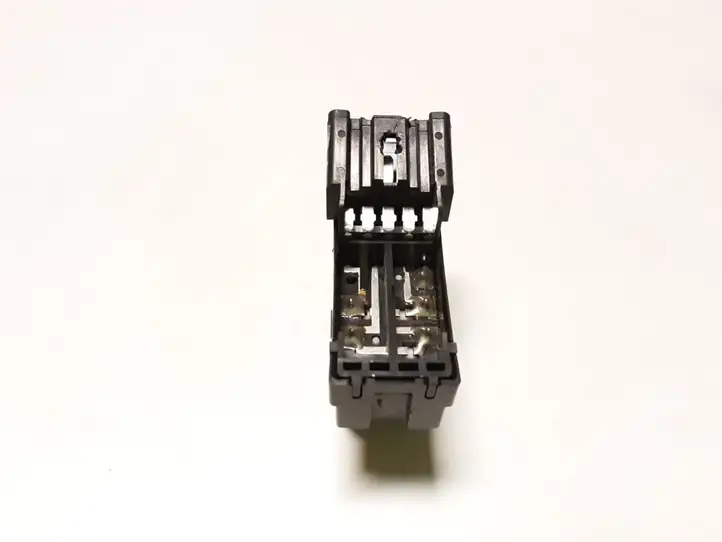 Suzuki SX4 (2006 - 2009) 62J00 Кнопка стеклоподъемников — фото 5