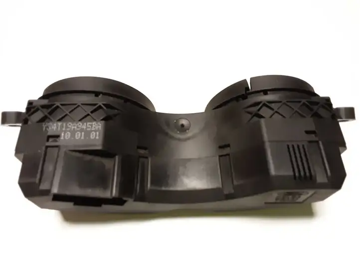 Ford Focus (1998 - 2004) YS4T19A945BA Кнопка обогрева стекла — фото 2