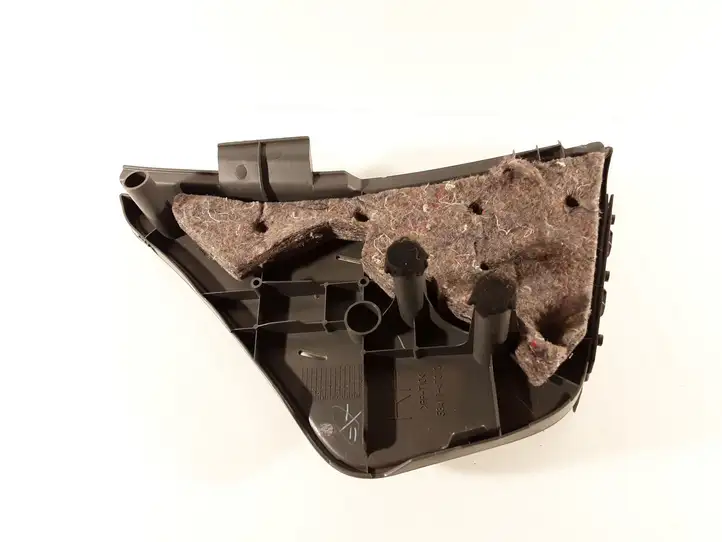 Toyota Prius (XW20) (2003 - 2009) 5841747010 Прочая отделка багажника — фото 3