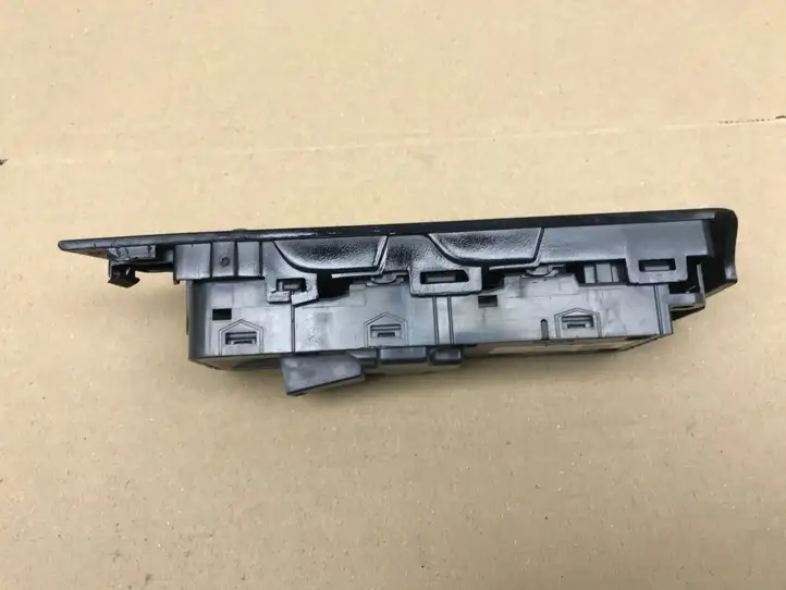 Land Rover Range Rover Evoque L538 (2015 - 2018) GJ3214540 Блок кнопок стеклоподъемников — фото 3