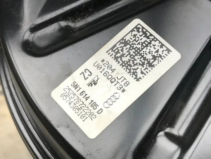 Audi Q3 8U (2011 - 2014) 5N1614105D Вакуумный усилитель тормозов — фото 2