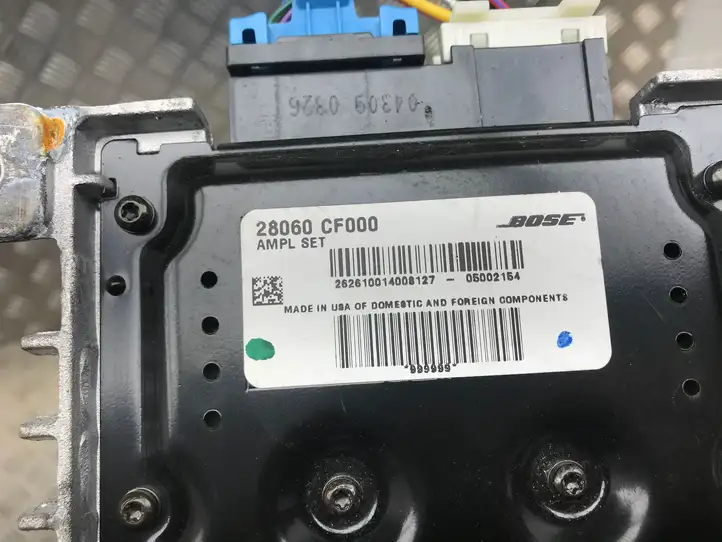 Nissan Leaf I (ZE0) (2010 - 2017) 28060CF000 Усилитель звука — фото 2