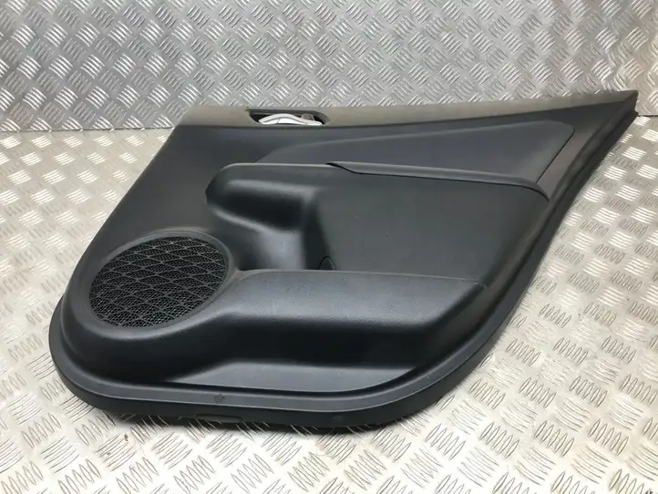 Toyota Prius (XW50) (2015 - ) 67787X1B13 Обшивка задней двери — фото 3