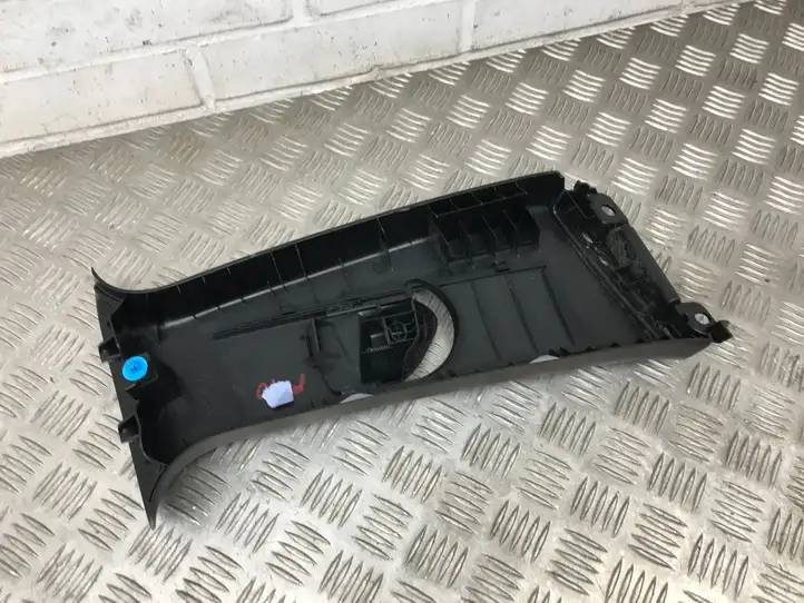Toyota Prius (XW50) (2015 - ) 6242047100 Верхняя обшивка стойки B — фото 2