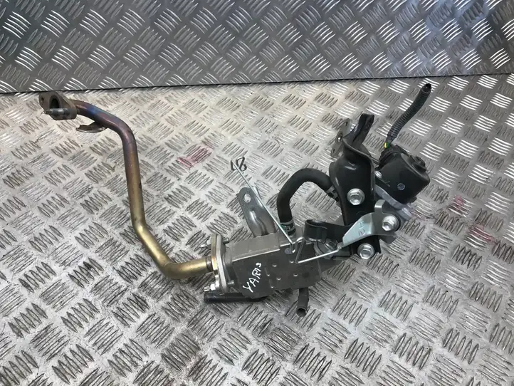 Toyota Yaris (2014 - 2019) 2205000020 Охладитель клапана EGR — фото 1