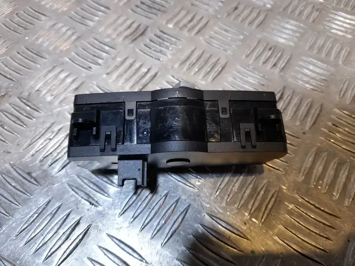 BMW X5 E70 (2006 - 2013) 919274504 Включатель фонарей — фото 2