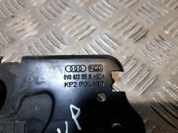 Audi A3/S3 8V (2012 - 2016) 8V0823185B Петля замка багажной двери — фото 2
