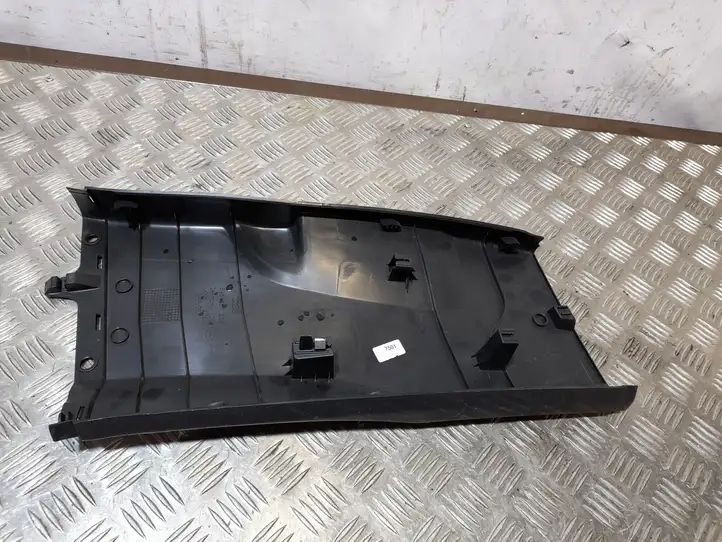 Audi A3/S3 8V (2012 - 2016) 8V5867239 Нижняя обшивка стойки B — фото 3