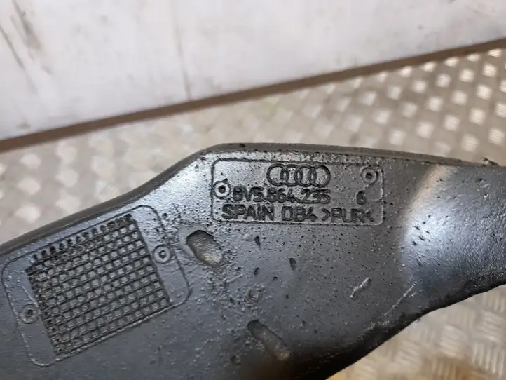 Audi A3/S3 8V (2012 - 2016) 8V5864235 Накладка крыла — фото 2
