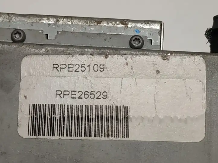Peugeot 307 CC (2001 - 2005) Магнитола / мультимедийная система — фото 4