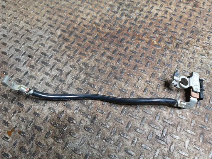 BMW 3 F30 F35 F31 (2012 - 2018) 9322900 Минусовой провод аккумулятора — фото 1