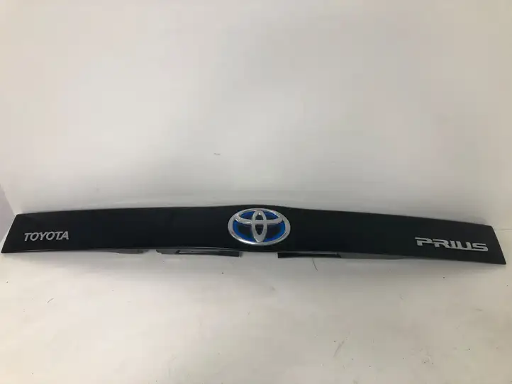 Toyota Prius (XW30) (2009 - 2015) 768014707080 Обшивка багажника — фото 1