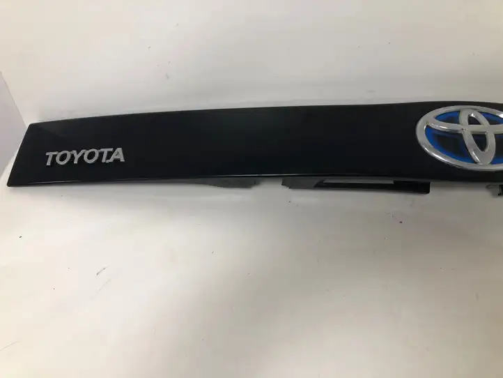 Toyota Prius (XW30) (2009 - 2015) 768014707080 Обшивка багажника — фото 2