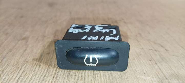 Mini One Cooper R50-53 (2000 - 2012)  61316909518 Кнопка сброса давления в шинах