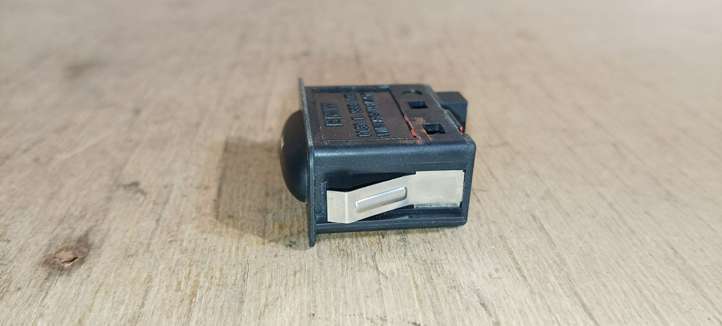 Mini One Cooper R50-53 (2000 - 2012)  61316909518 Кнопка сброса давления в шинах