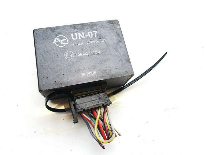 Opel Astra (1998 - 2004)  10r02157201 Другое реле