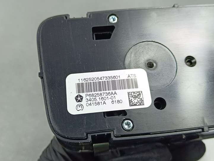 Jeep Grand Cherokee (2010 - 2021)  P68258736AA Включатель регулировки высоты / жесткости ходовой части