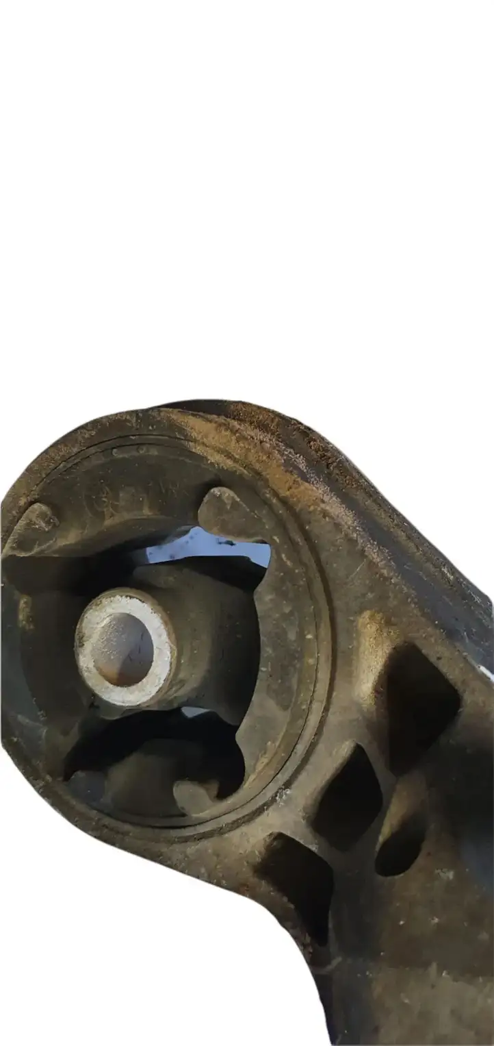 Chevrolet Captiva (2006 - 2011) Опора двигателя — фото 3
