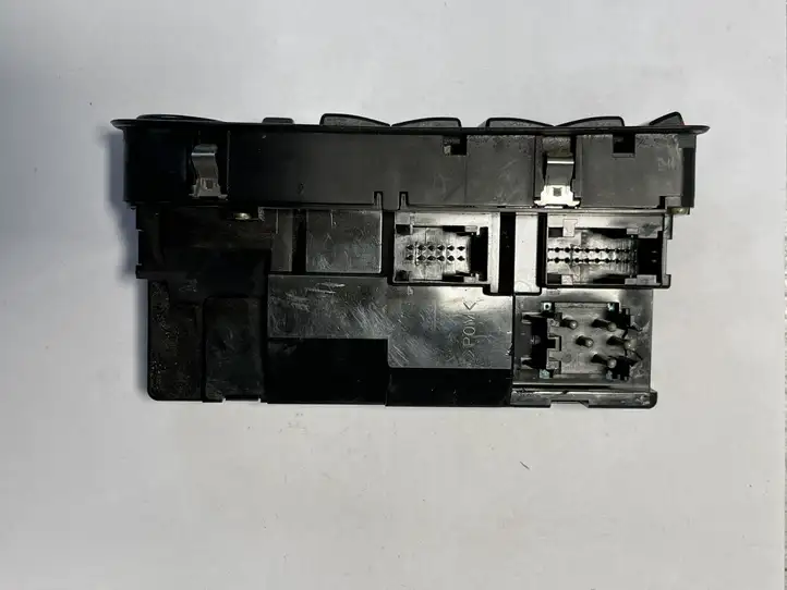 BMW 5 E39 (1996 - 2003) 6904306 Кнопка стеклоподъемников — фото 2