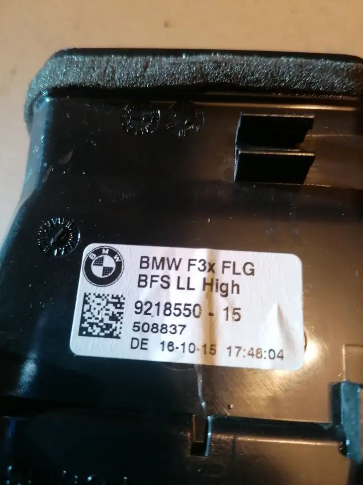BMW 3 F30 F35 F31 (2012 - 2018) 9218550 Боковой воздушный дефлектор — фото 3