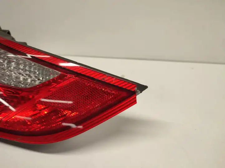 Porsche 911 997 (2004 - 2013) 06210189006 Задний фонарь в кузове — фото 2