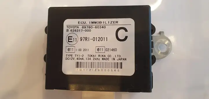 Toyota Land Cruiser (J120) (2002 - 2009) 8978060340 Блок иммобилайзера — фото 1