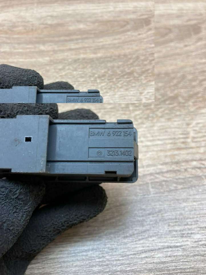 BMW 7 E65 E66 (2001 - 2008)  6922154 Кнопка SOS