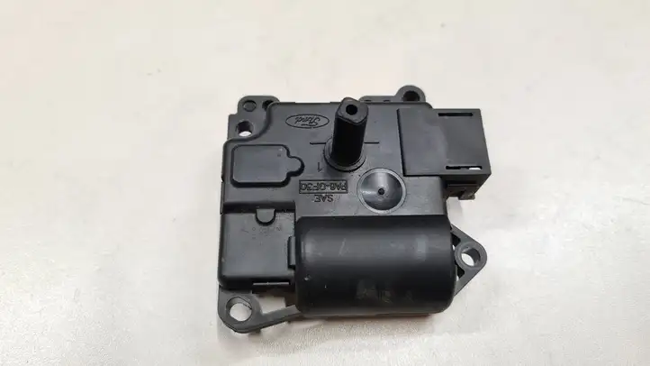 Ford Focus (1998 - 2004) XS4H19E616AD Двигатель задвижки потока воздуха — фото 2
