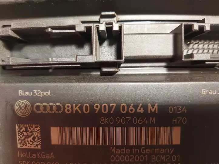 Audi A4 S4 B8 8K (2007 - 2011) 8K0907064M Модуль комфорта — фото 4