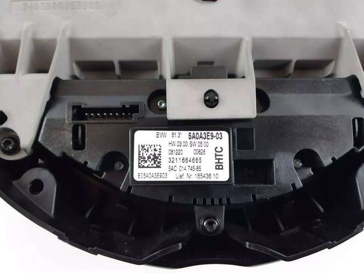 Mini One Cooper F56 F55 (2012 - 2022)  9824925 Экран/ дисплей / маленький экран