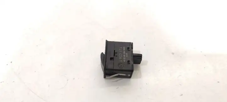 BMW 3 E46 (1998 - 2005) 49024B15869800 Кнопка стеклоподъемников — фото 2