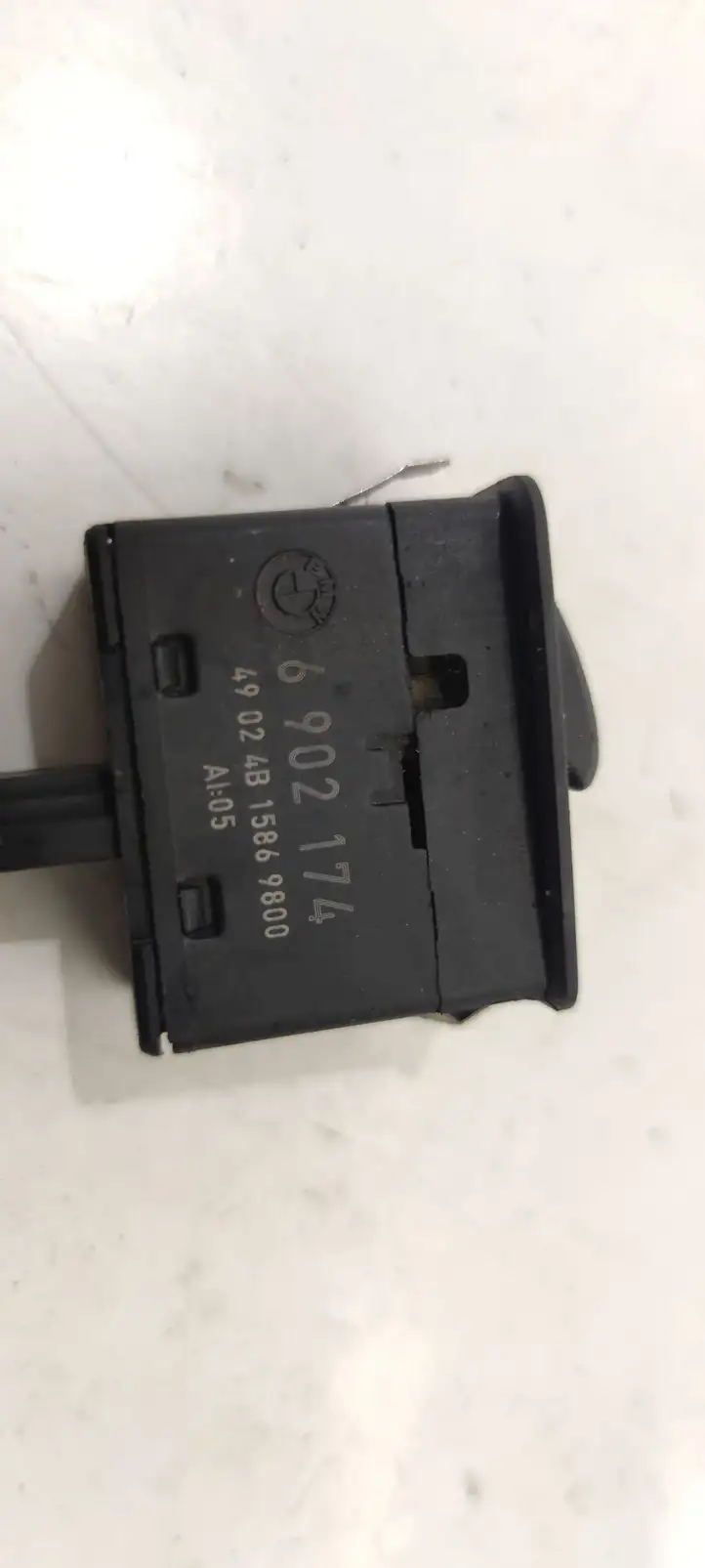 BMW 3 E46 (1998 - 2005) 49024B15869800 Кнопка стеклоподъемников — фото 4