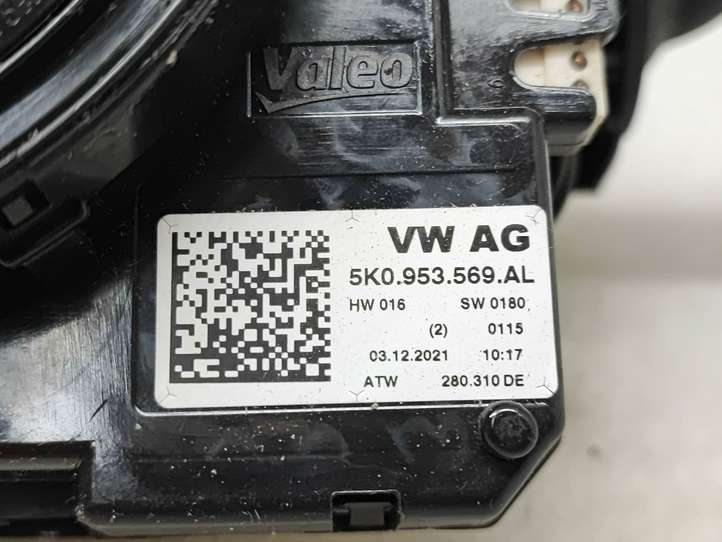 Skoda Yeti (2009 - 2012)  5K0953569AL Комплект ручек