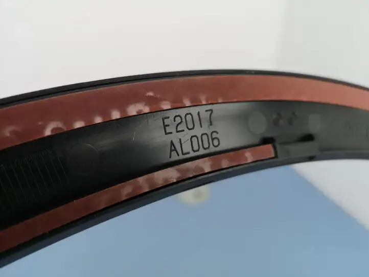 Subaru Outback (BS) (2014 - 2019) E2017AL006 Молдинги задней двери — фото 3