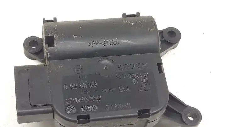 Audi A6 S6 C6 4F (2004 - 2008) 4F0820511 Двигатель задвижки потока воздуха — фото 3