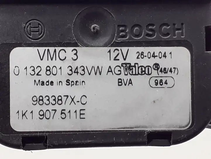Volkswagen Touran I (2003 - 2010) 1K1907511E Двигатель задвижки потока воздуха — фото 3