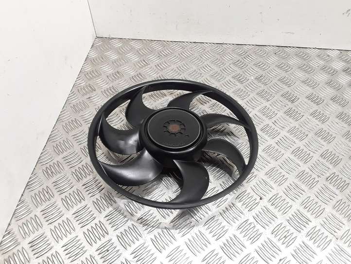 Ford Focus (2011 - 2015)  3136613431 Крыльчатка вентилятора