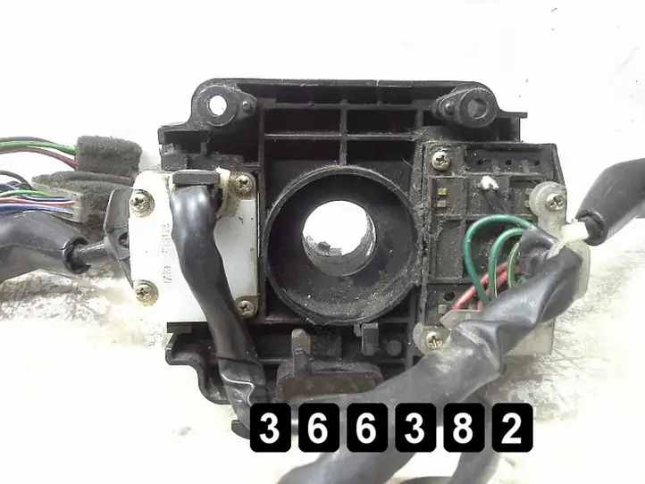Volkswagen (1984 - 1991) 131A-3220 Другие включатели / ручки/ переключатели — фото 7