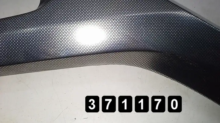 Peugeot 2008 I (2013 - 2019) geo018869 Прочая отделка передней двери — фото 5