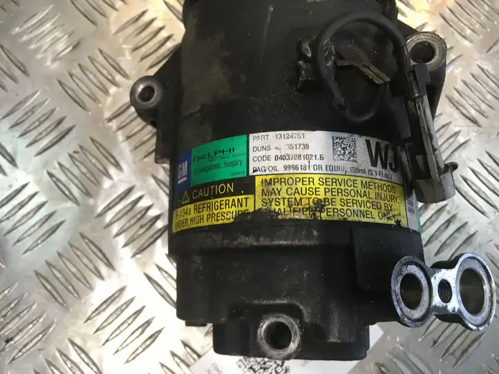 Opel Astra H (2004 - 2009) 13124751 Компрессор (насос) кондиционера воздуха — фото 2