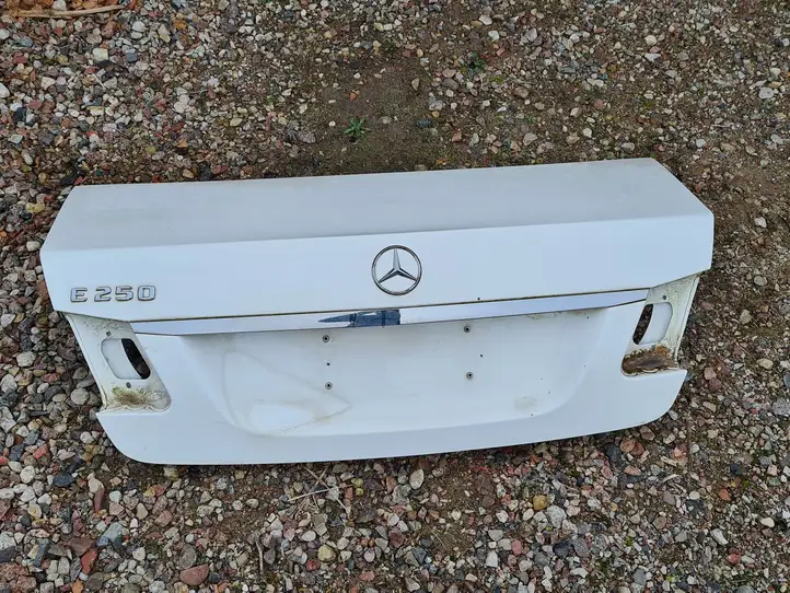 Mercedes-Benz E W212 (2009 - 2016) Крышка багажника — фото 1