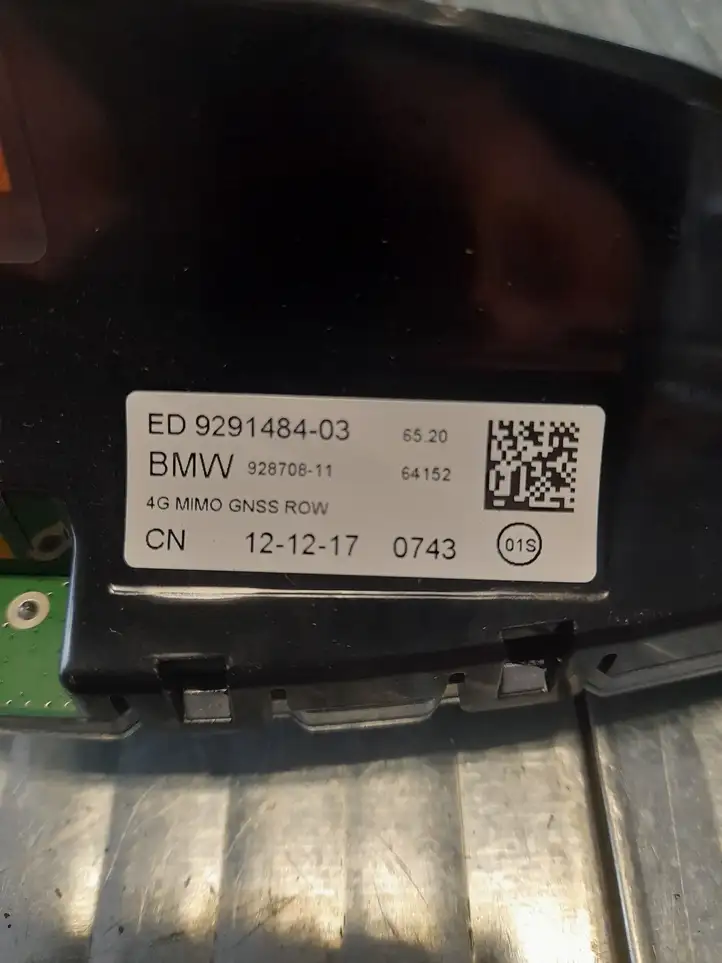 BMW X2 F39 (2018 - 2022) 9291484 GPS антенна — фото 4