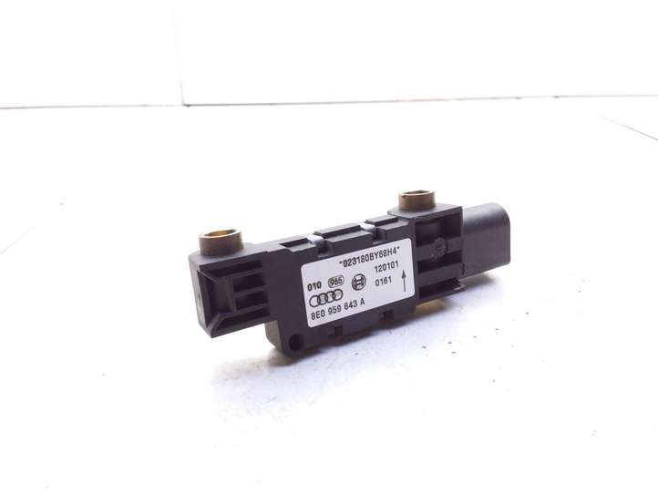 Audi A4 (2000 - 2006)  8E0959643A Датчик удара надувных подушек