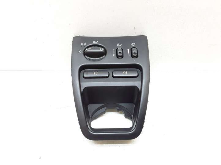 Volvo XC90 (2006 - 2014)  30739304 Включатель фонарей
