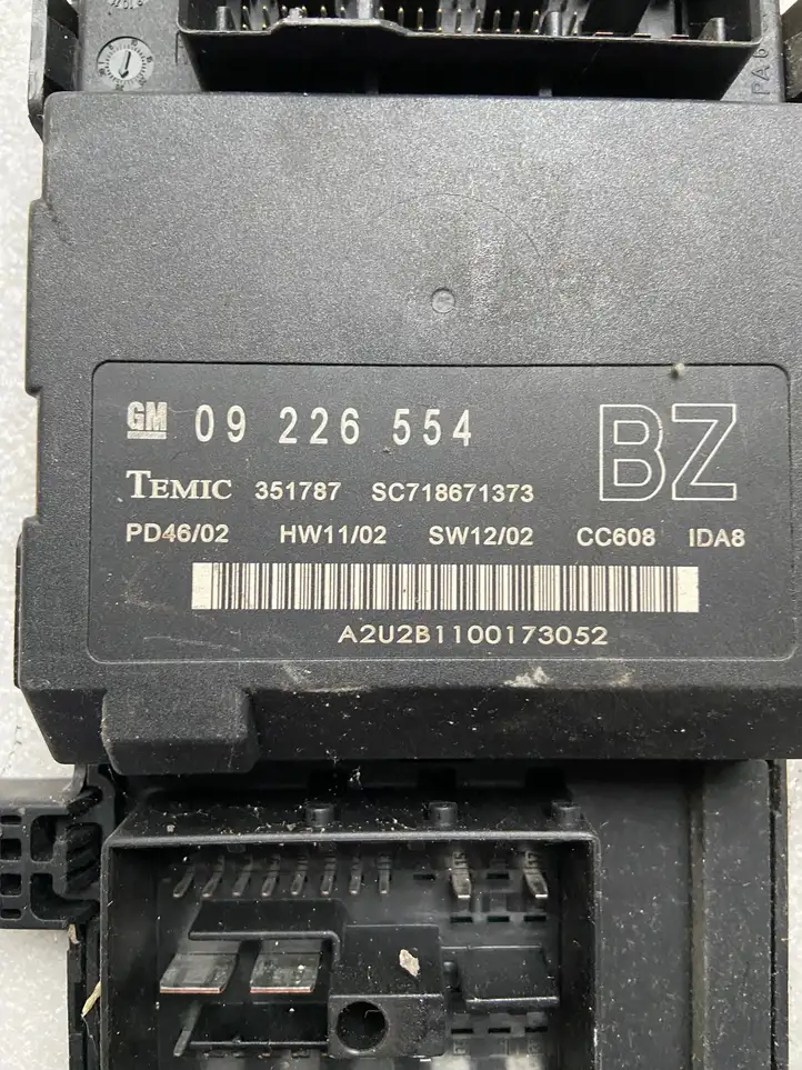 Opel Vectra C (2002 - 2005) 09226554 Модуль комфорта — фото 2