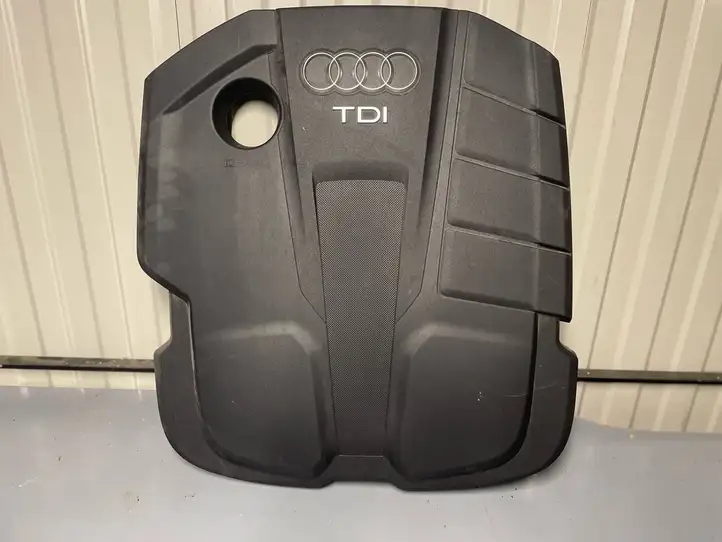 Audi A4 S4 B9 (2015 - 2019) Крышка двигателя декоративная — фото 1