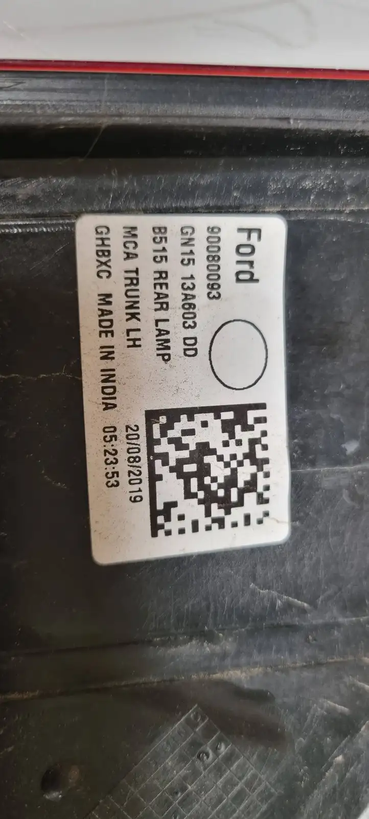Ford Ecosport (2018 - ) 90080093 Задний фонарь в крышке багажника — фото 2
