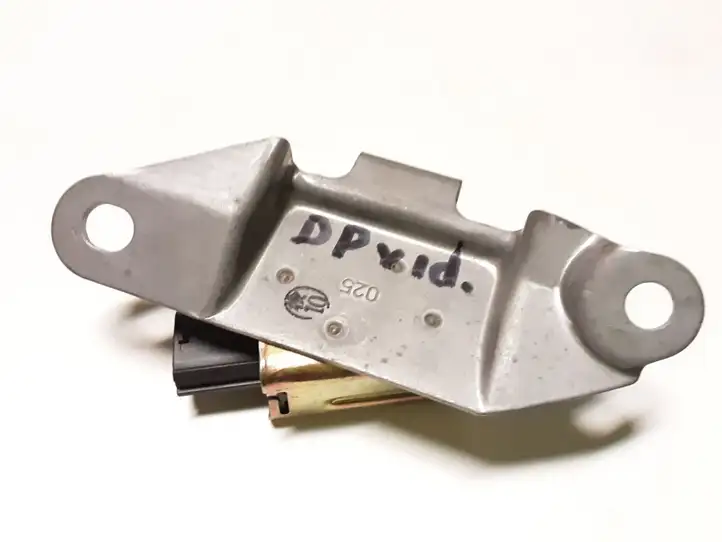 Toyota Land Cruiser (J120) (2002 - 2009) 8986060020 Датчик удара SRS — фото 5