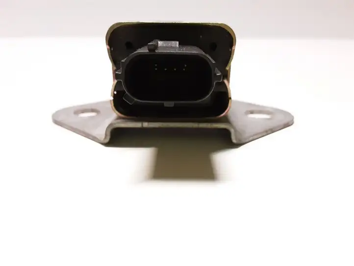 Toyota Land Cruiser (J120) (2002 - 2009) 8983360010 Датчик удара SRS — фото 2