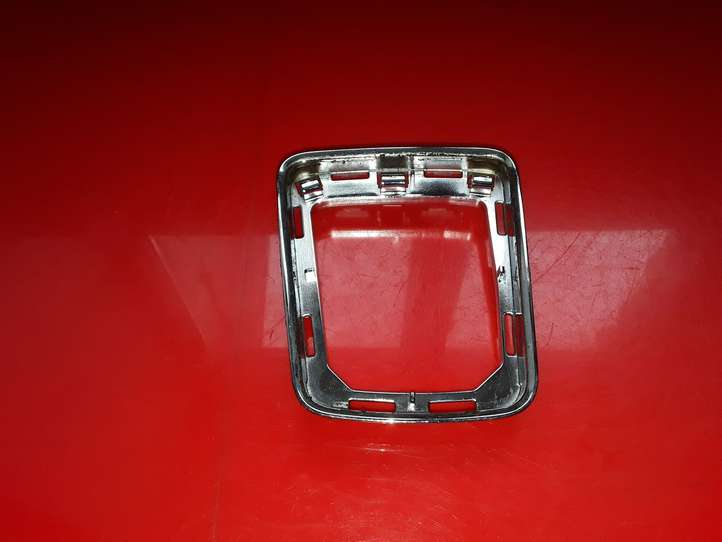 Seat Toledo IV (NH) (2011 - )  5JC711456 Рамка рычага переключения передач